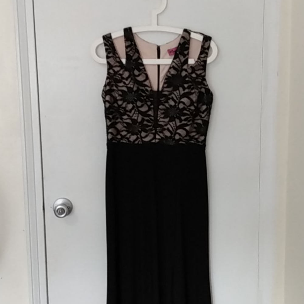 Beautiful morgan and co. Evening gown